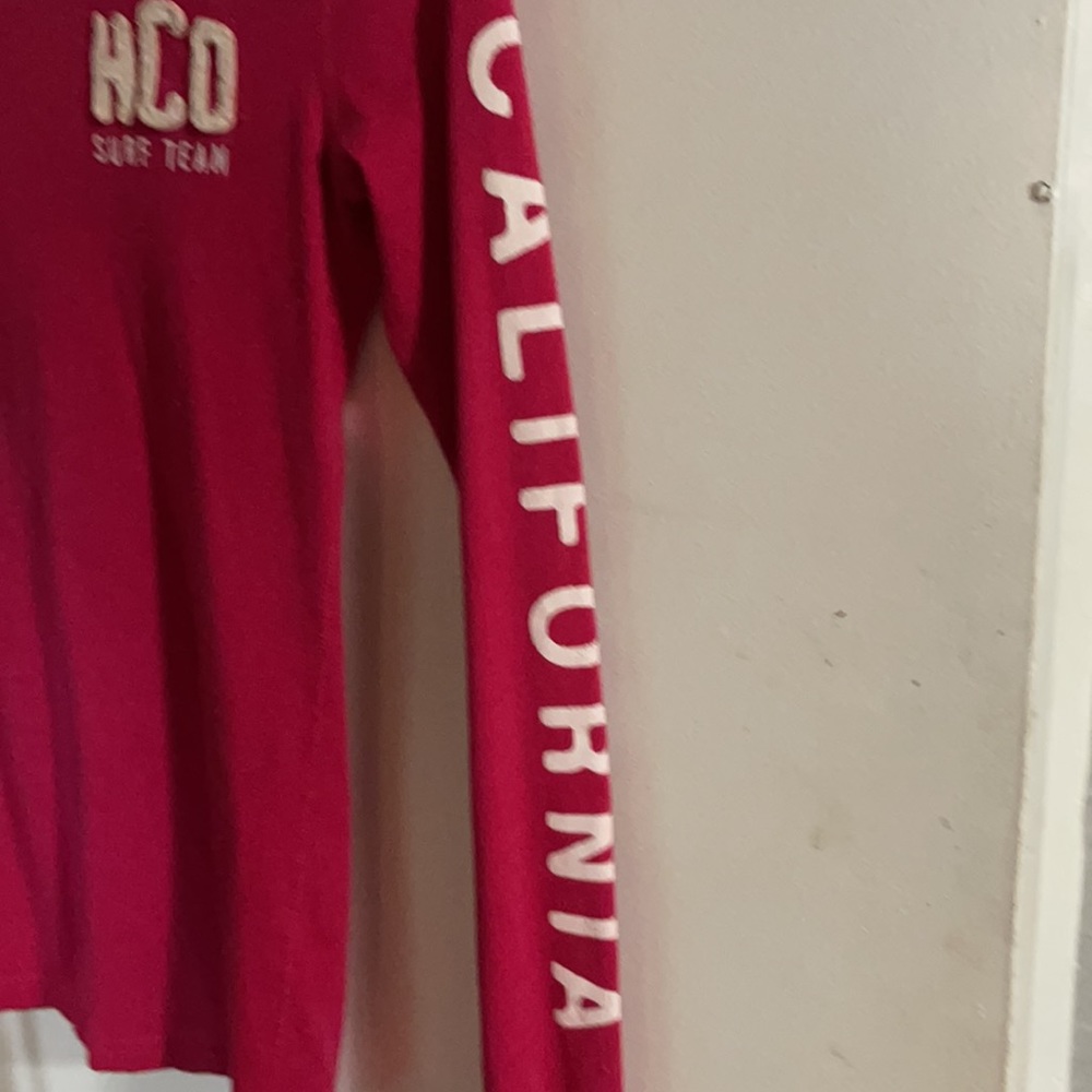 Hollister shirt - Picture 3 of 4